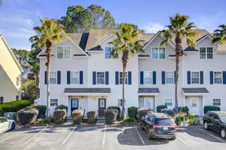 4910 Lake Palmetto Lane, North Charleston, SC 29418