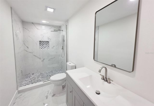 10415 N 27TH STREET, Tampa, FL 33612