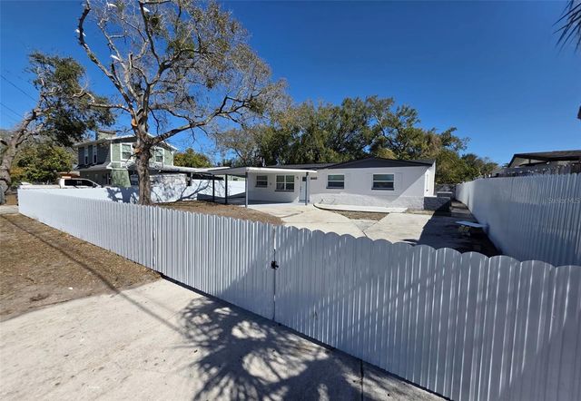 10415 N 27TH STREET, Tampa, FL 33612