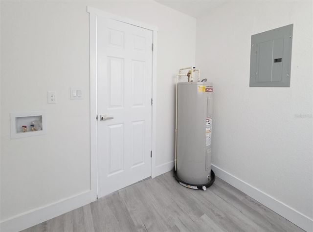 10415 N 27TH STREET, Tampa, FL 33612