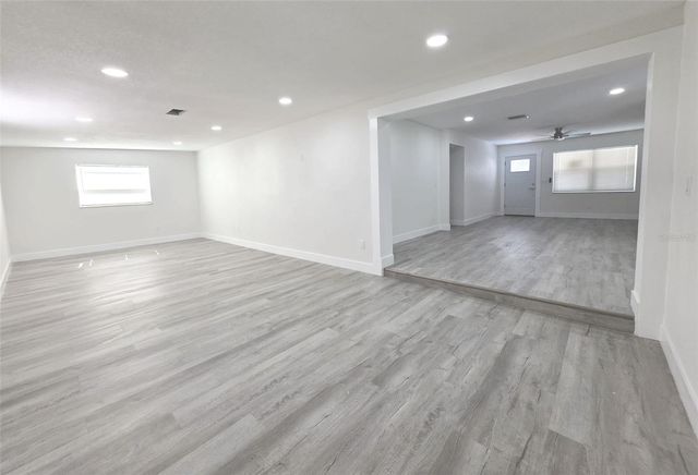 10415 N 27TH STREET, Tampa, FL 33612