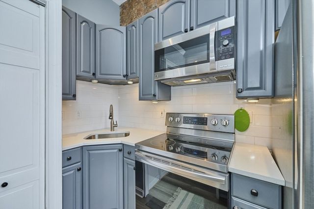 516 Shawmut Ave 2, Boston, MA 02118