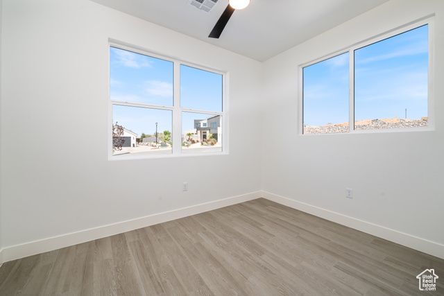 1525 W 800 CIR, Hurricane, UT 84737