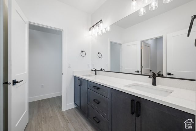 1525 W 800 CIR, Hurricane, UT 84737