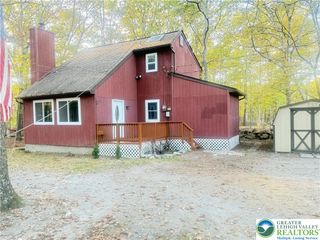 235 Scenic Drive, East Stroudsburg, PA 18302