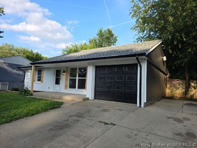 111 Webster Boulevard, Jeffersonville, IN 47130
