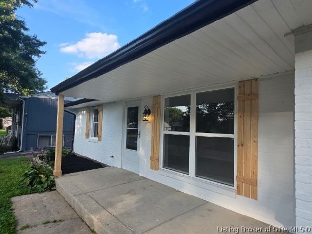 111 Webster Boulevard, Jeffersonville, IN 47130