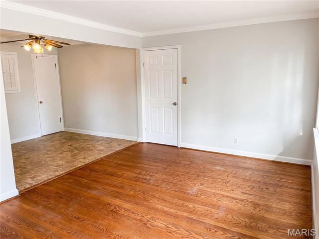 10449 Bellefontaine Road, St Louis, MO 63137