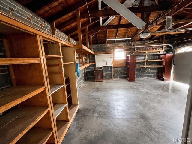 10449 Bellefontaine Road, St Louis, MO 63137