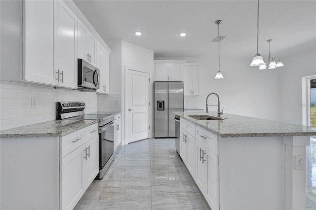 113 W REDDING STREET, Davenport, FL 33837