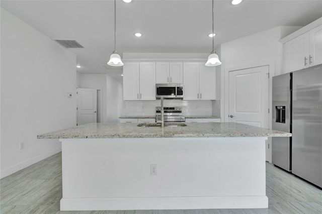 113 W REDDING STREET, Davenport, FL 33837