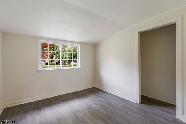 68 Trenton Ave, Frenchtown Boro, NJ 08825