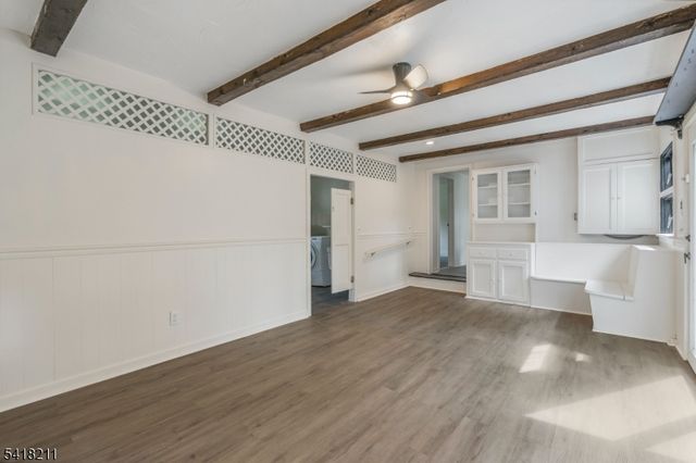 68 Trenton Ave, Frenchtown Boro, NJ 08825