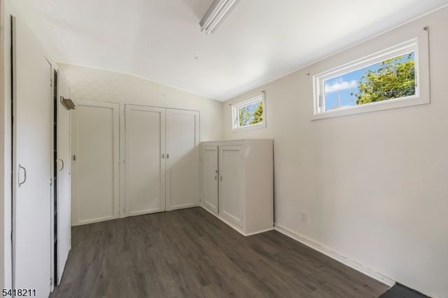 68 Trenton Ave, Frenchtown Boro, NJ 08825