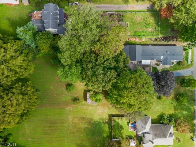 68 Trenton Ave, Frenchtown Boro, NJ 08825