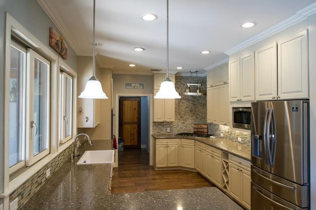 1159 Astral PT, Spring Branch, TX 78070