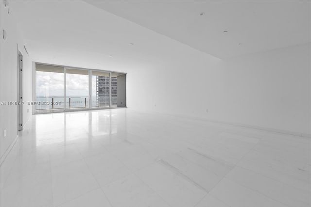 300 Biscayne Blvd Way 4604, Miami, FL 33131