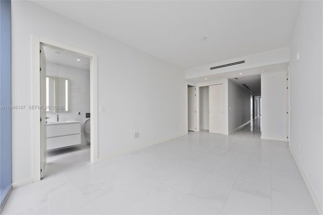 300 Biscayne Blvd Way 4604, Miami, FL 33131