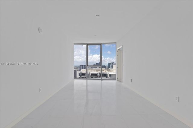 300 Biscayne Blvd Way 4604, Miami, FL 33131