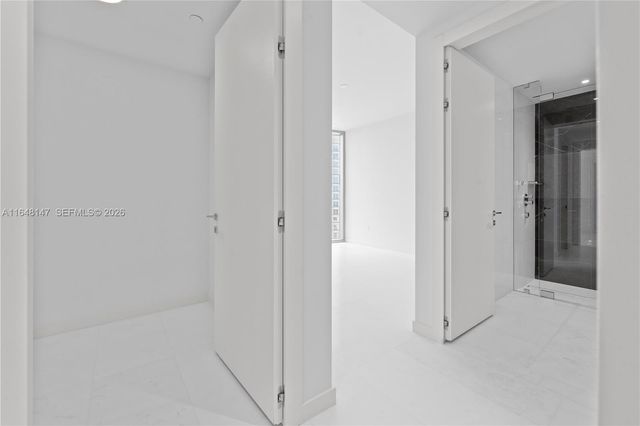 300 Biscayne Blvd Way 4604, Miami, FL 33131