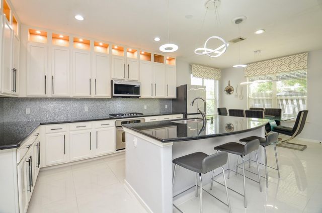22303 Fieldcrest Lane, Richmond, TX 77469