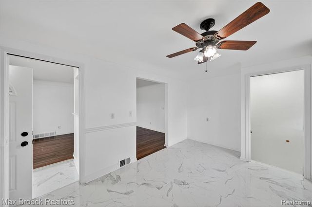 3062 Ferris Avenue, Lincoln Park, MI 48146