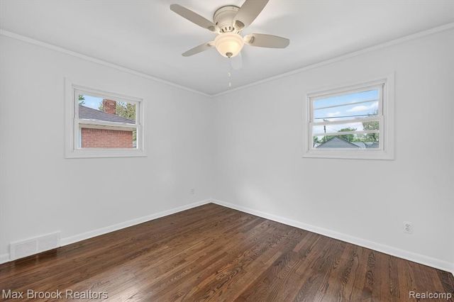 3062 Ferris Avenue, Lincoln Park, MI 48146
