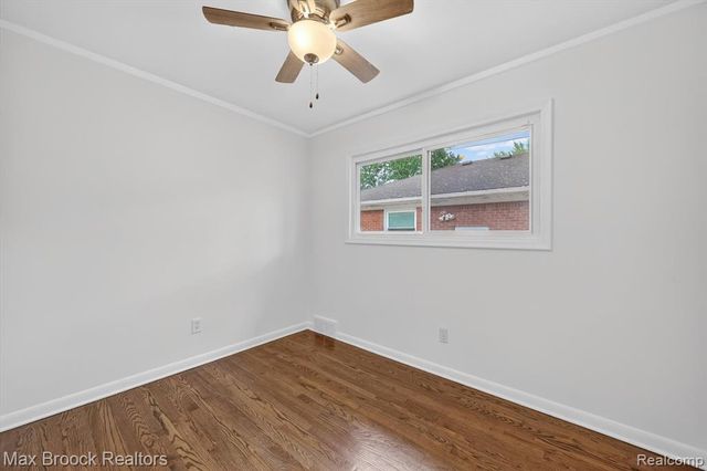 3062 Ferris Avenue, Lincoln Park, MI 48146