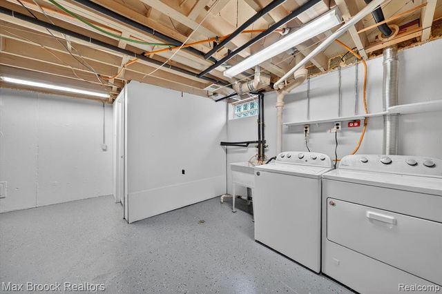 3062 Ferris Avenue, Lincoln Park, MI 48146