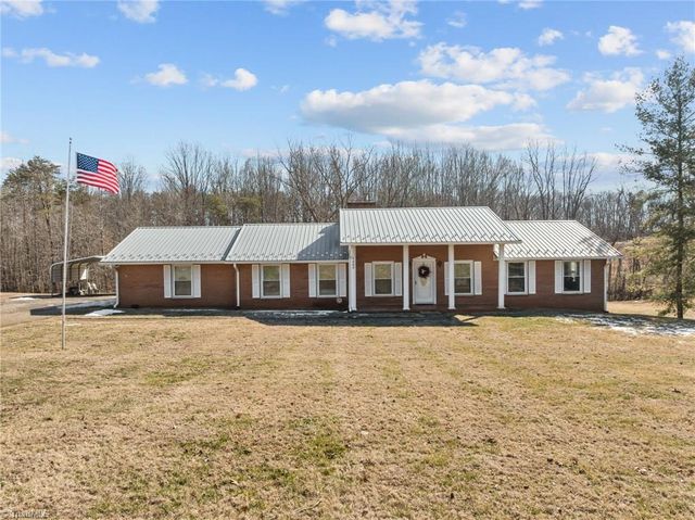 5488 NC Highway 8, Lawsonville, NC 27022
