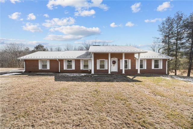 5488 NC Highway 8, Lawsonville, NC 27022