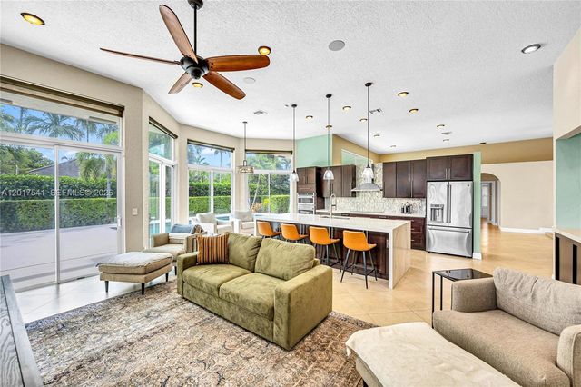 7944 SW 187 ST, Cutler Bay, FL 33157