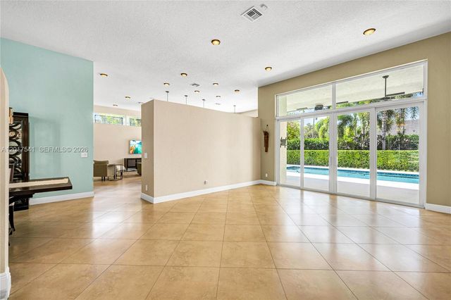 7944 SW 187 ST, Cutler Bay, FL 33157