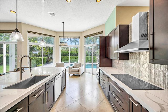7944 SW 187 ST, Cutler Bay, FL 33157