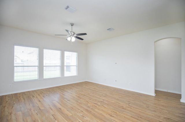 8802 Rocky Knoll Lane, Rosenberg, TX 77469