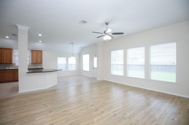 8802 Rocky Knoll Lane, Rosenberg, TX 77469