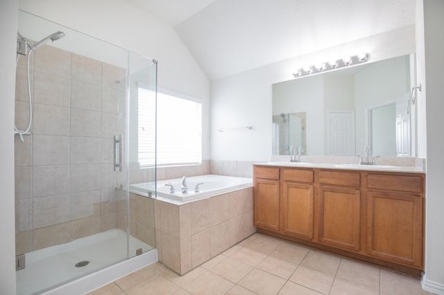 8802 Rocky Knoll Lane, Rosenberg, TX 77469