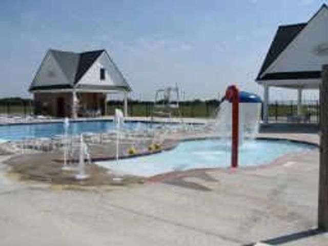 8802 Rocky Knoll Lane, Rosenberg, TX 77469