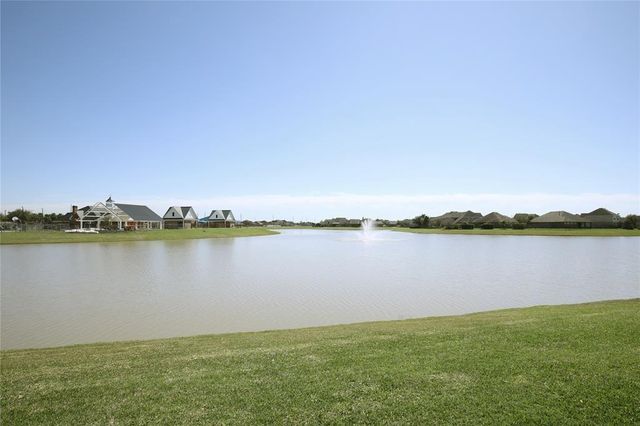 8802 Rocky Knoll Lane, Rosenberg, TX 77469