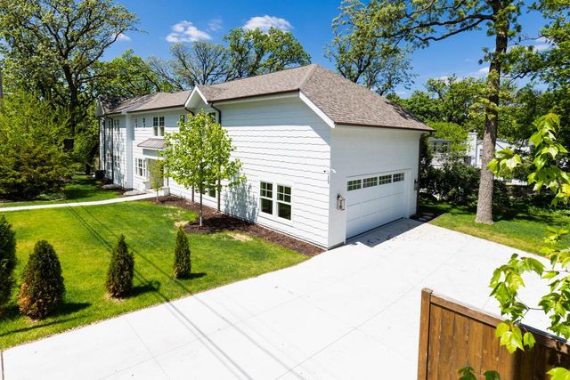 4717 Meadow Road, Edina, MN 55424