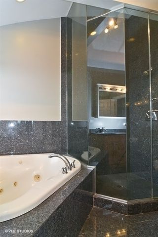 1540 N Claremont Avenue 3E, Chicago, IL 60622