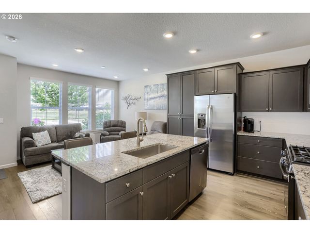 7340 Se BLANTON St, Hillsboro, OR 97123