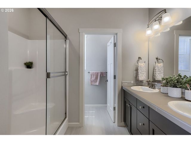 7340 Se BLANTON St, Hillsboro, OR 97123