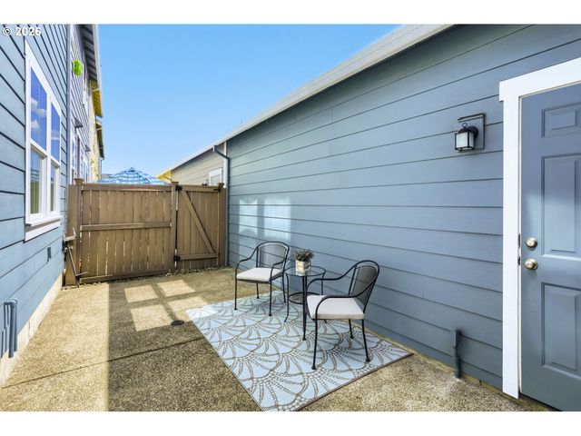 7340 Se BLANTON St, Hillsboro, OR 97123
