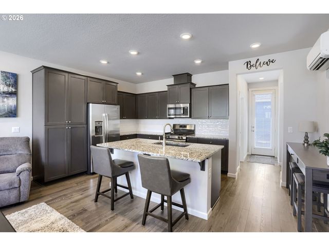 7340 Se BLANTON St, Hillsboro, OR 97123