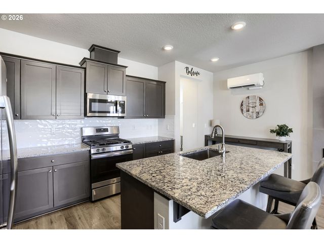 7340 Se BLANTON St, Hillsboro, OR 97123