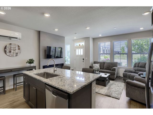 7340 Se BLANTON St, Hillsboro, OR 97123
