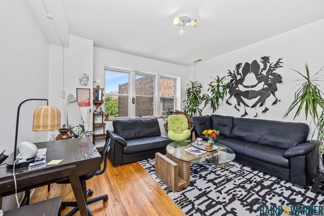 2809 W WASHINGTON Boulevard 103, Chicago, IL 60612