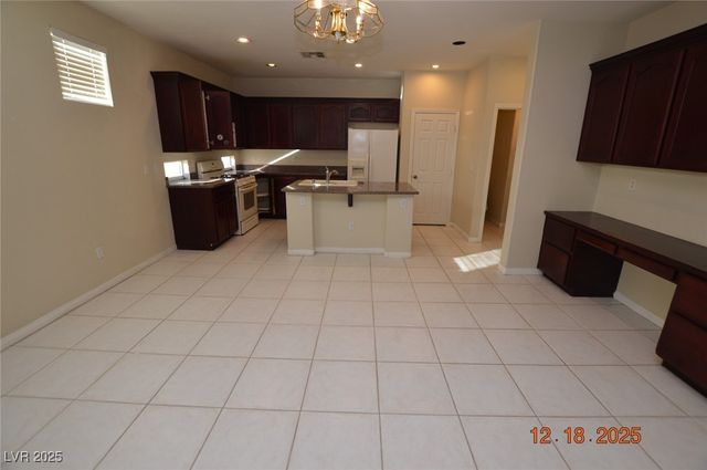 6175 Tillman Crest Avenue, Las Vegas, NV 89139