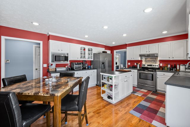 1130 Emerson Cir, Hopkinsville, KY 42240